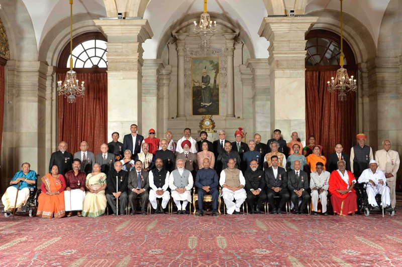 President Ram Nath Kovind presents the Padma Awards