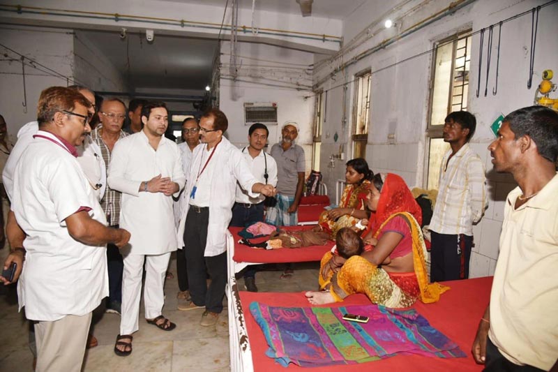 Tejashwi Yadav visits hospital in Muzaffarpur to see children suffering from Encephalitis