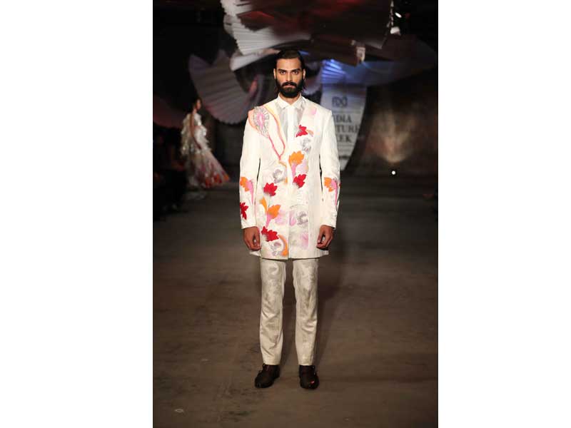 Amit Aggarwal showcases his designs at India Couture Week 2019 Delhi