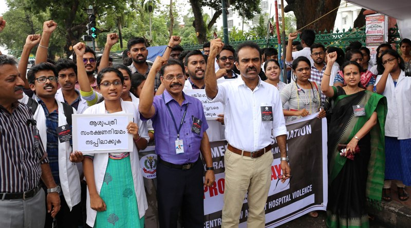 IMA in Kerala protests violence on doctors in Kolkata
