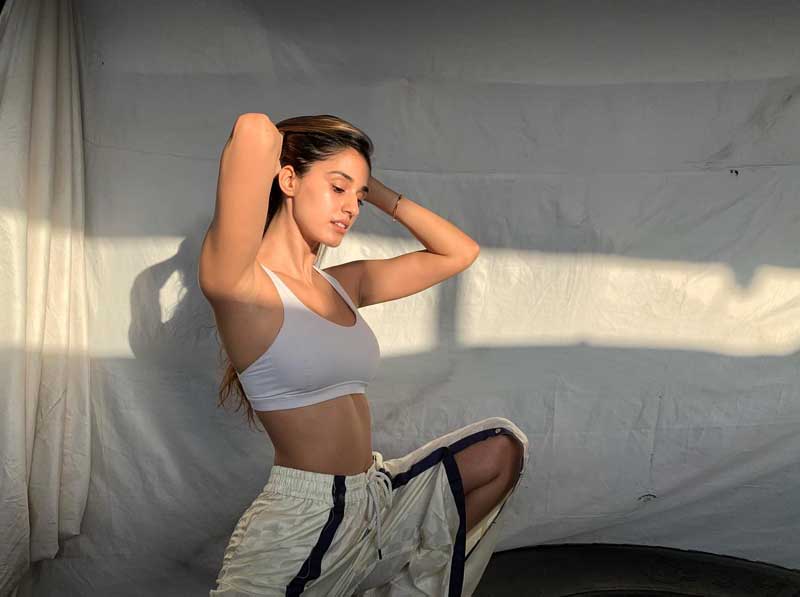 Disha Patani flaunts her toned body