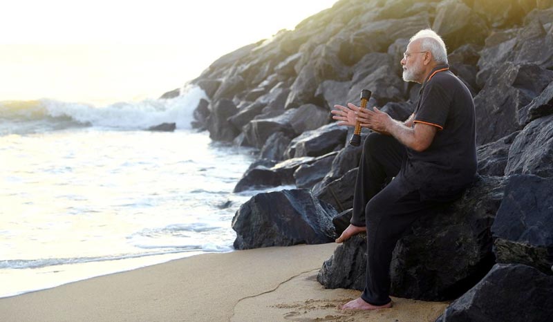 PM Modi walks, does exercise along the coast in Mamallapuram