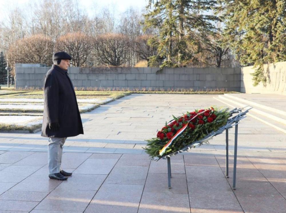 Rajnath Singh visits St Petersburg in Russia 