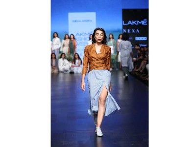 LFW: Sneha Arora showcases her collection on first day