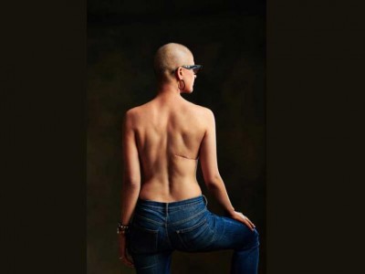 Tahira Kashyap posts inspirational bold image on social media to showcase her fight against cancer