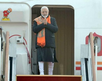 Seoul: Narendra Modi unveils bust of Mahatma Gandhi at Yonsei University  