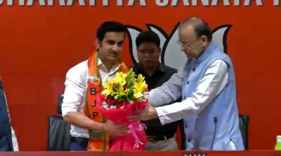 Rajyavardhan Rathore, other BJP leader welcome Gautam Gambhir to BJP