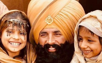 Akshay Kumar's Kesari earns Rs. 37.76 cr in two days