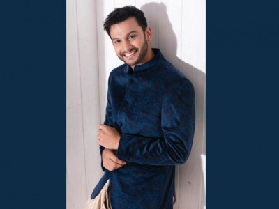 Actor Adinath Kothare to play the character of Dilip Vengsarkar in 83 movie 