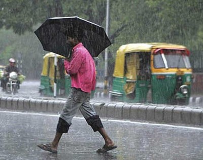 Moderate to heavy rains lash Himachal Pradesh