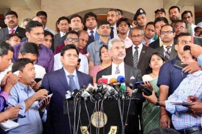 S Jaishankar in Bangladesh, describes his meeting with  AK AbdulMomen as 'fruitful'