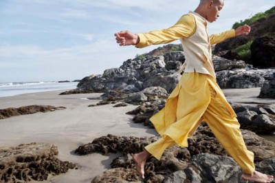 Men boost your sartorial quotient this Durga Pujo, check the Dapper pop up show