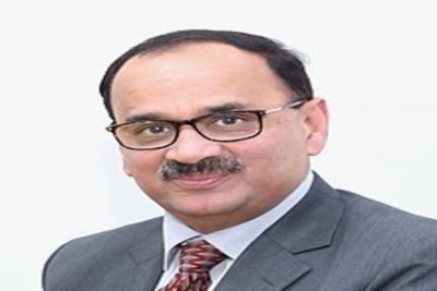 Day after SC verdict, CBI chief Alok Verma back at work