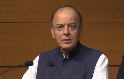 Arun Jaitley calls Mayawati unfit; says Mamata Banerjee throttling democracy in Bengal
