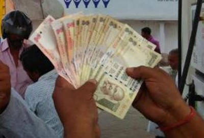 Police seize Rs 70 lakh cash in guest house