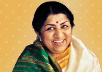  Lata Mangeshkar discharged from hospital after 28 days