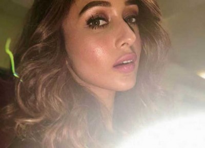Light It Up: Mimi Chakraborty shares another beautiful image of herself on social media