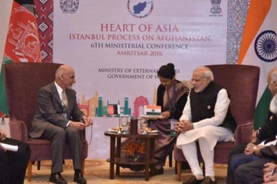 PM Modi speaks to Afghan Prez over telephone, pledges support for peace process