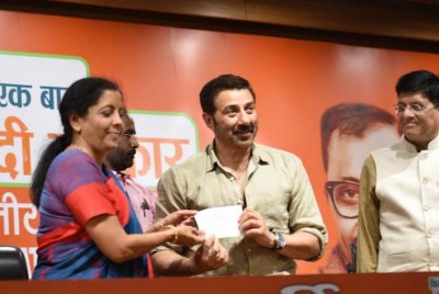 Actor Sunny Deol just a filmy fauji with no ground support in Gurdaspur: Amarinder