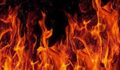 Delhi: Fire breaks out at cloth godown, 9 deadÂ 