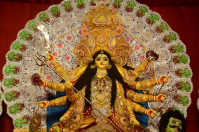 Muslim girl worshipped by Bengali family on Mahashtami
