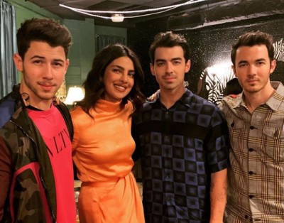Amid divorce rumours, Priyanka Chopra posts image on Instagram with Jonas Brothers 