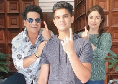 Sachin Tendulkar urges all 'eligible voters' of Maharashtra to cast votes