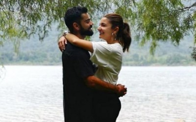 Virat Kohli shares romantic time with Anushka Sharma, tweets image