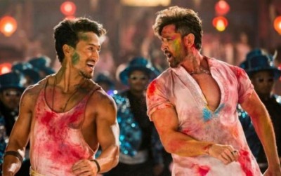 Hrithik Roshan, Tiger Shroff's action movie War touches Rs. 300 mark 