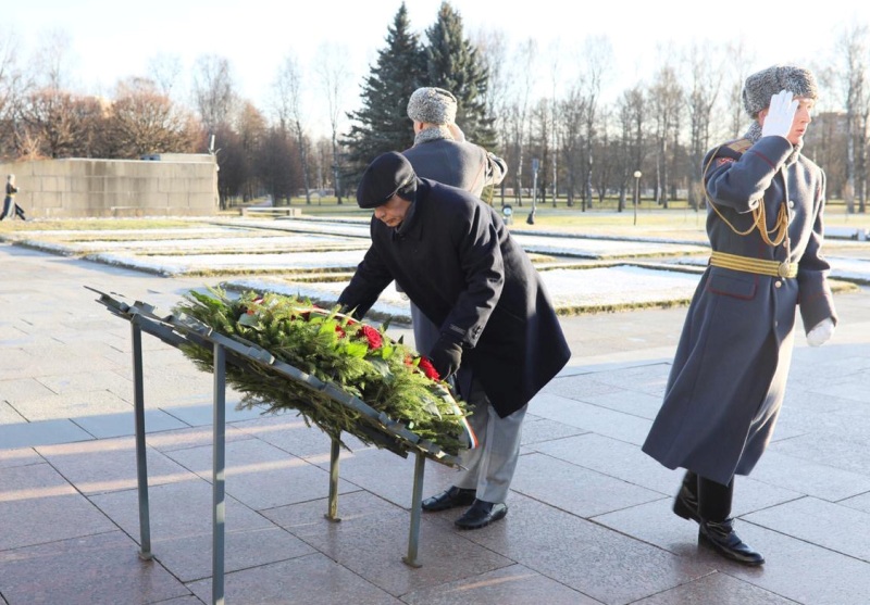 Rajnath Singh visits St Petersburg in Russia 