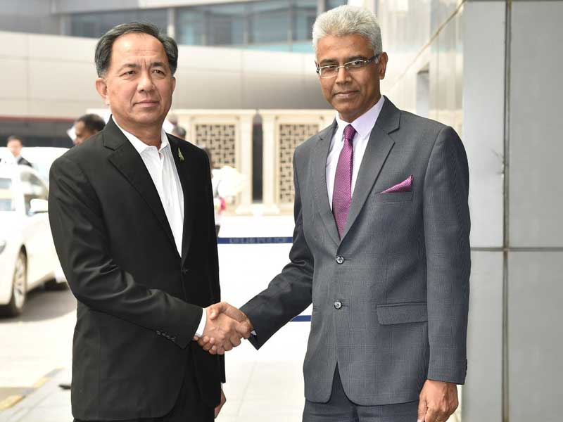 Foreign delegates arrive in New Delhi for Modi's massive swearing-in ceremony