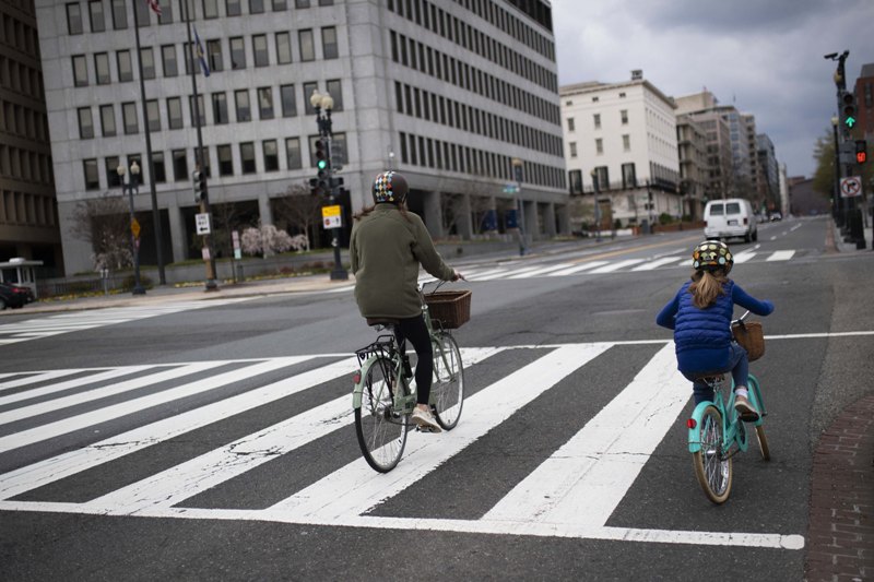 World in Photo :  April 1, 2020