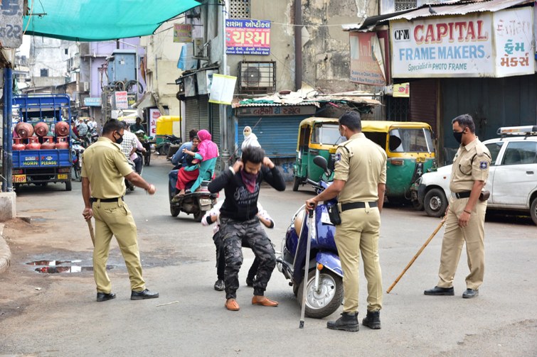 India under lockdown to combat Covid-19: Day Three