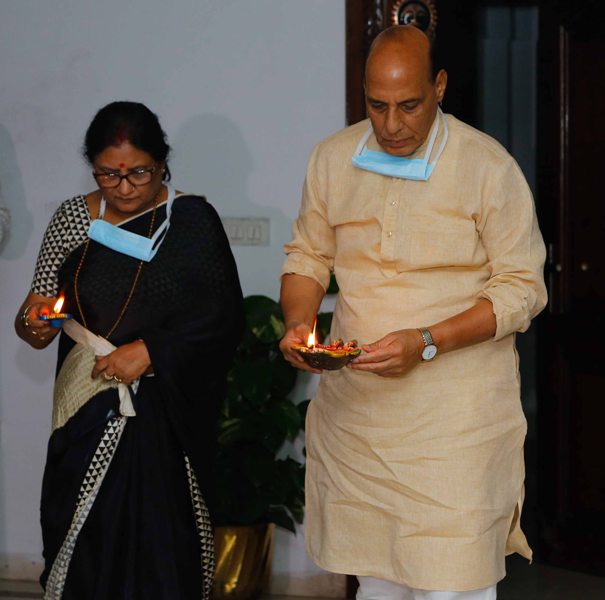 COVID-19: India responds to Modi's 9Minute9PM blackout