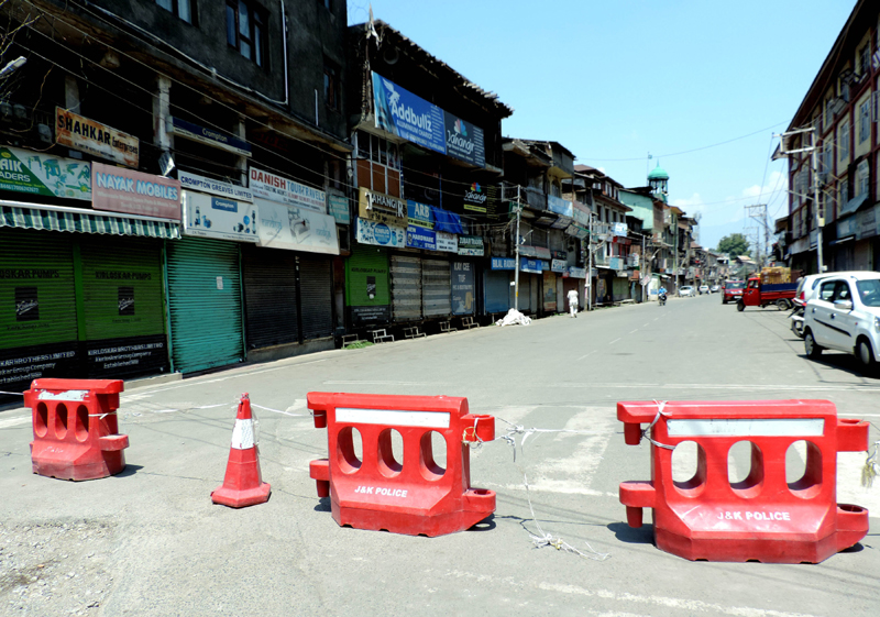 A deserted view of Budshah Chowk in Srinagar amid lockdown