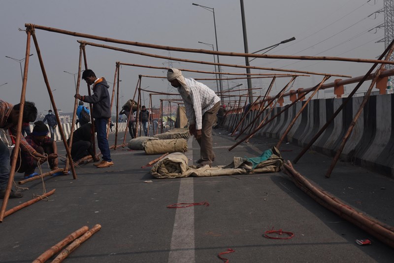 Farm Bill:Loktantrik Jan Pahel activists raising slogans during a demonstration in Patna