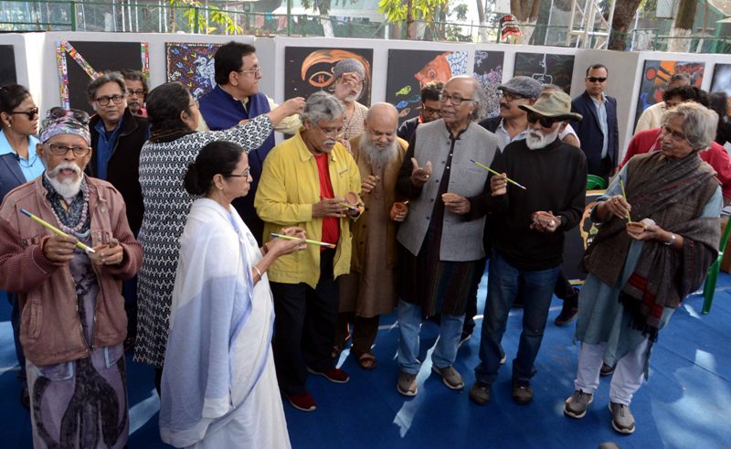 Mamata Banerjee uses canvas to protest against CAA-NRC