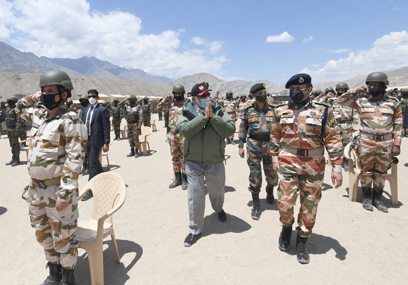 Modi makes surprise visit to Ladakh, exhorts soldiers amid China-border tension