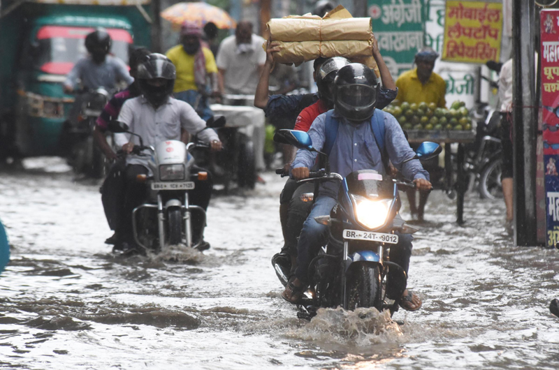 Heavy rains flood Patna roads