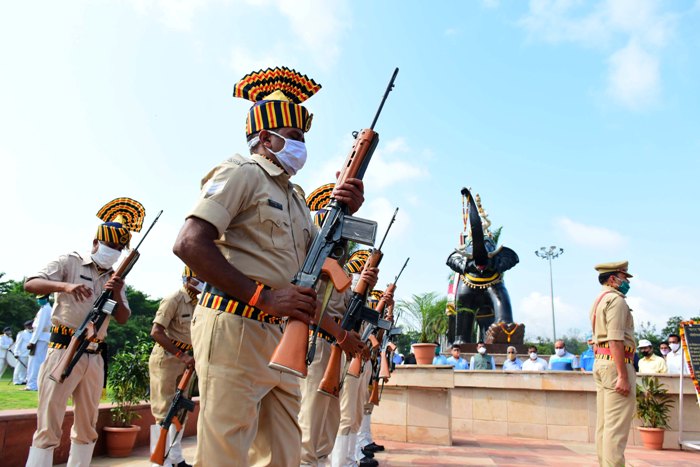 Tributes on Balidaan Diwas of Rani Durgavati