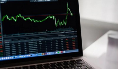 Singapore stocks close 1.66 pct higher