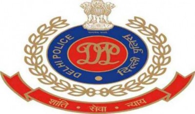 Delhi Police detain students from ITO after night-long protest