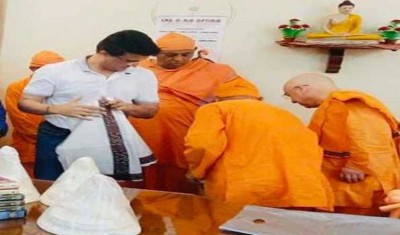 Sourav Ganguly donated 2000 kilos rice at Belur Math for the needy in wake of COVID-19