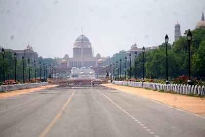 Hot summer day in New Delhi