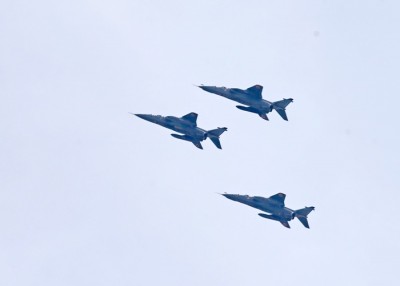 Armed Forces Salute Corona Warriors 