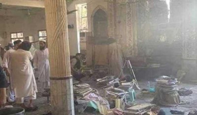 Pakistan: Blast rocks Peshawar madressah, 7 killed