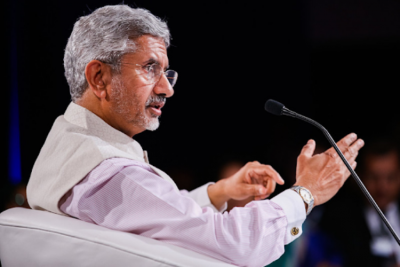 MEA rubbishes reports of Oman laying off Indians