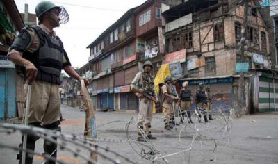 Pulwama-style attack averted near J&K highway, 52 kg explosives found: Indian Army