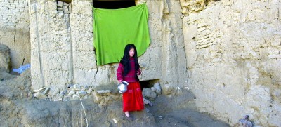 Protect children and relief workers caught up in conflict, urges UN rights envoy