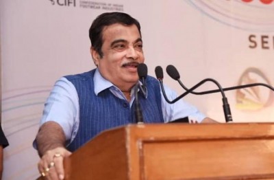 Nitin Gadkari recovers from COVID-19